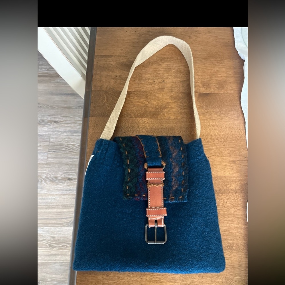 Sheep to Chic purse